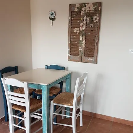 Levantes Tatil Evi *